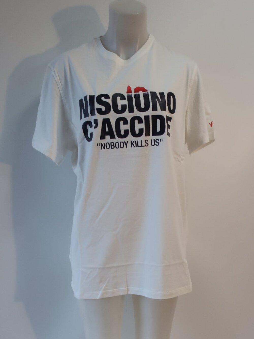 NWT Mens Isaia White Navy (Item- 9) Crew Neck Nobody Kills Us Graphic T-Shirt L